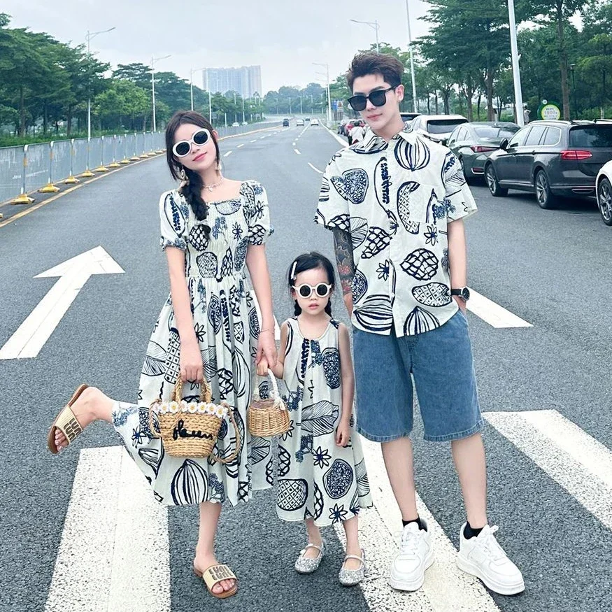 Plant Parental - ชุดเดรสสตรีแบบสม็อคสไตล์เกาหลี เสื้อผ้าครอบครัวพี่สาว แม่ลูก พี่น้อง เสื้อผ้าสำหรับพ่อแม่และลูก เสื้อพ่อและลูกชาย